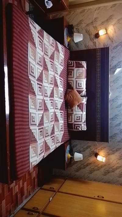 Bed set with 2 side table  dresing table   with miror