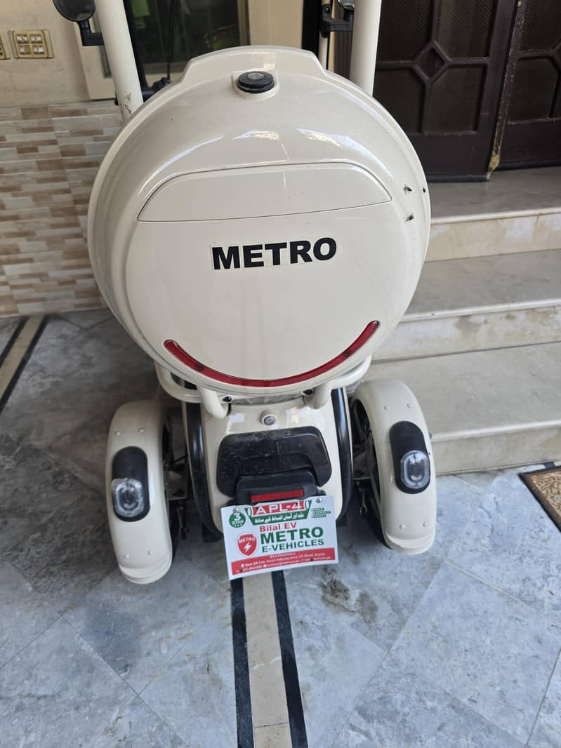 Premium plus E Vehicle. 1