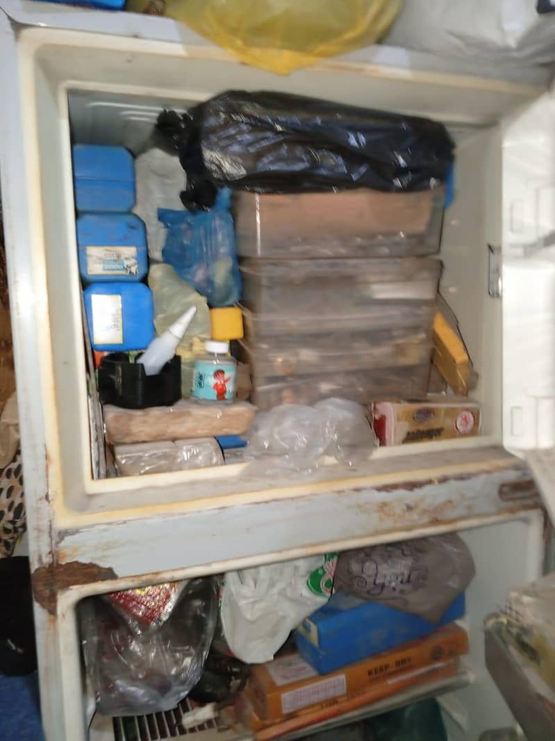 refrigerator 5