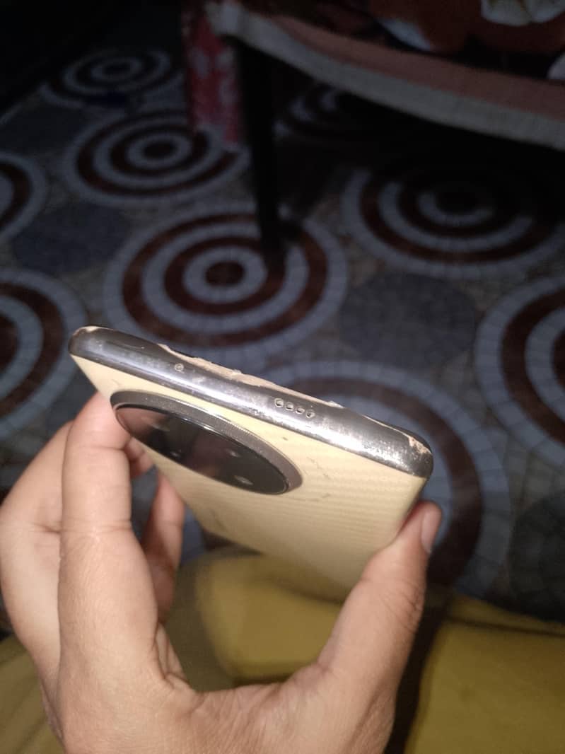 Tecno CAMON 30S 3