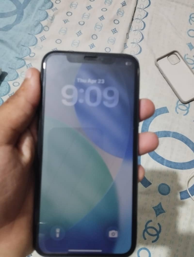 iPhone 11 pro 0