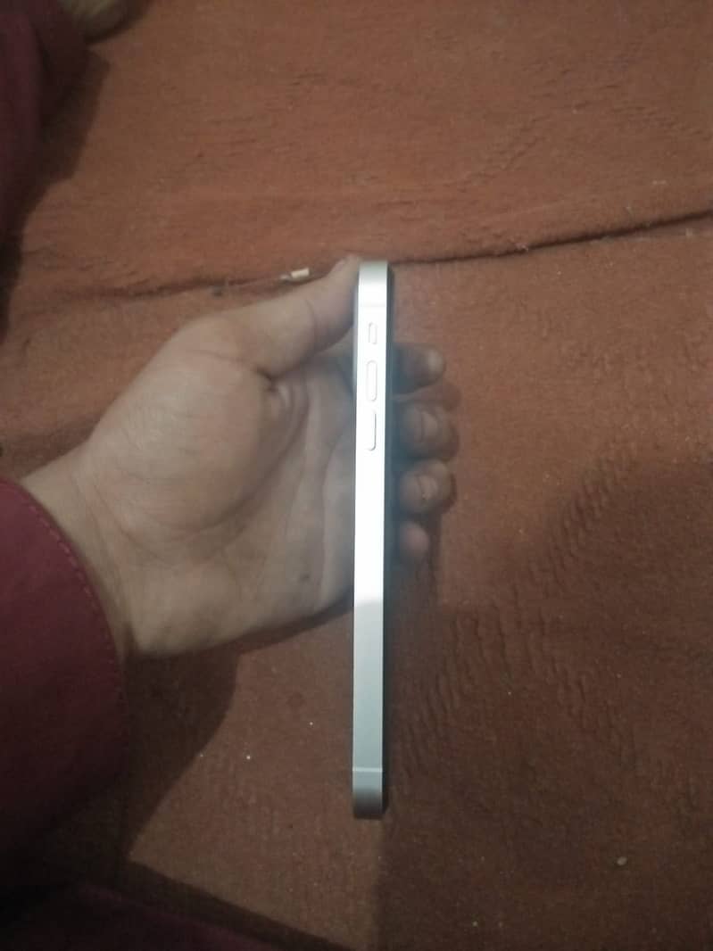 Ipone 0