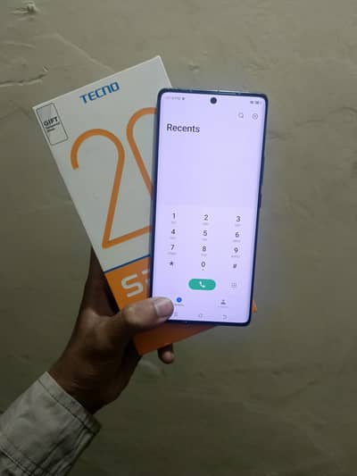 Tecno Spark 20 pro plus with box charger 16/256 03172914918 all okay