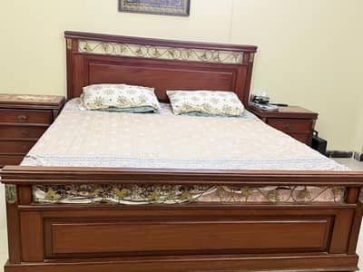 Home Furniture for Sale - Bed set & Sofas