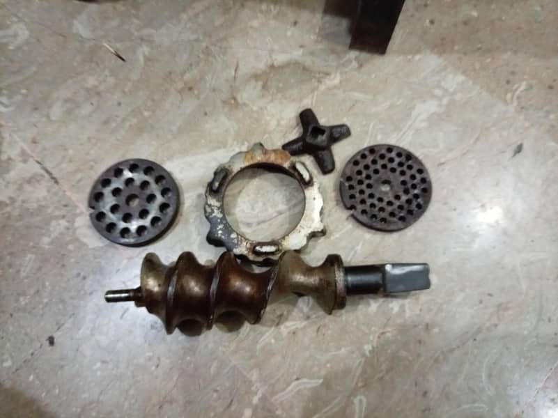 Meat Grinder 7