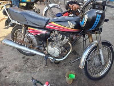 Honda CG125 2011 Genuine Cindition