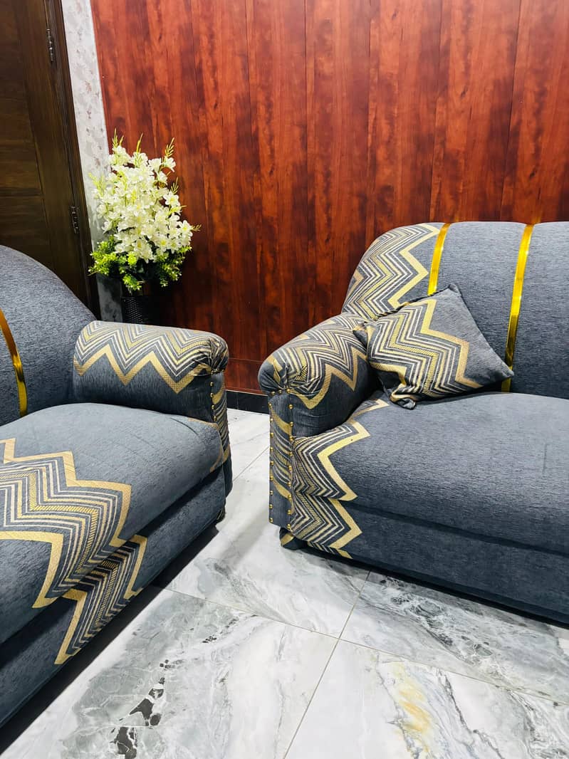 Complete Sofa Set 0