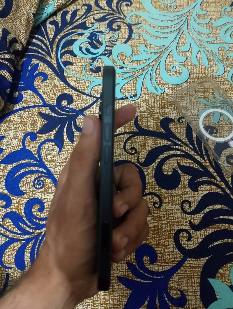 Iphone 15 2