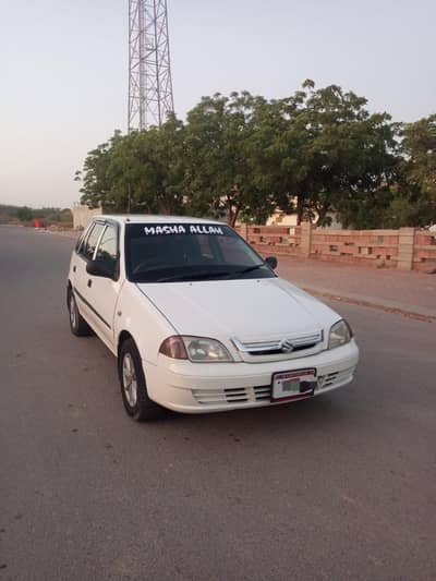 Suzuki cultus 2011 white colour EFI engine