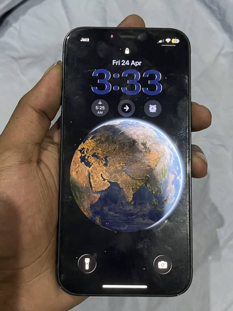 iPhone 12 0