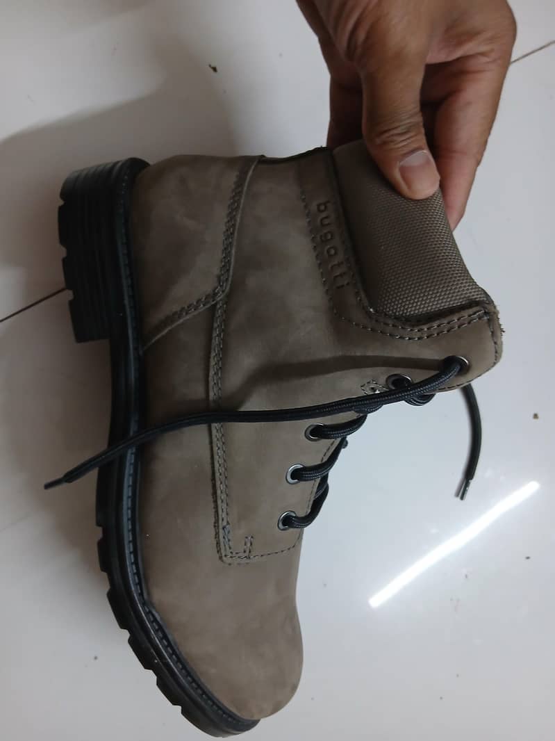 Bugatti Boots 3