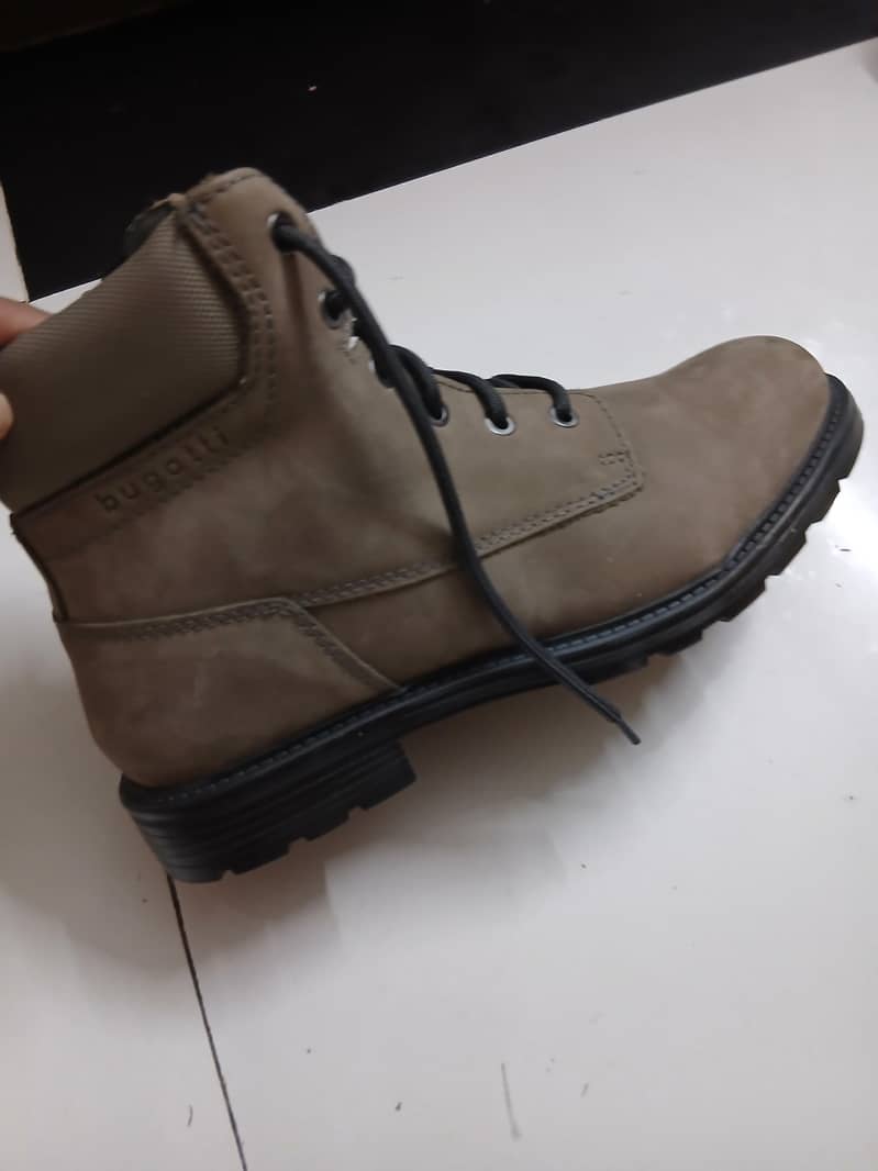 Bugatti Boots 5