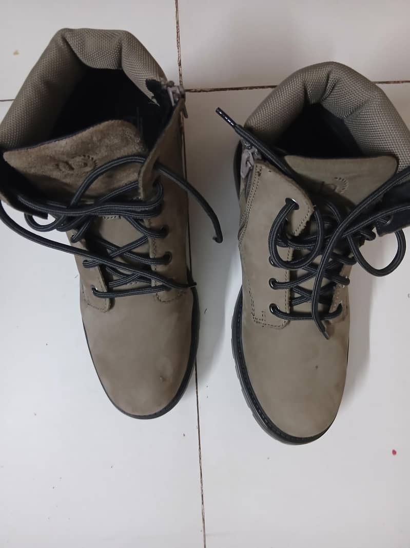 Bugatti Boots 6