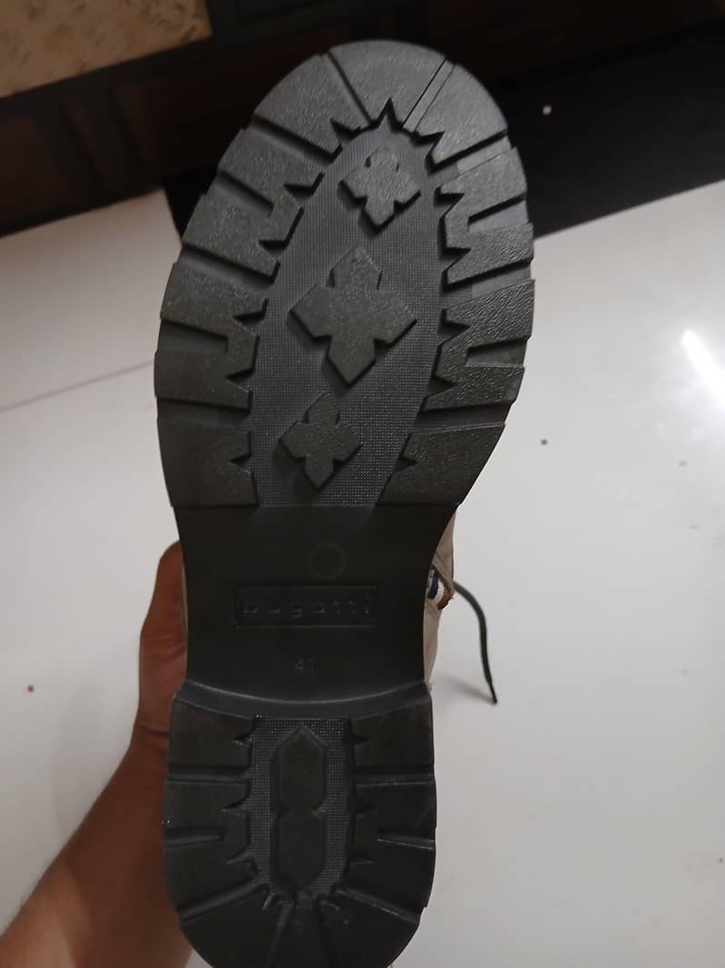 Bugatti Boots 7