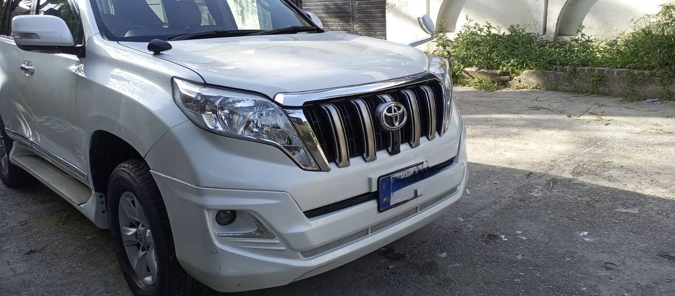 Prado TX Mint condition 2