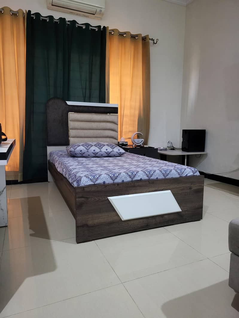 SINGLE BED WITH  SIDE TABLE WITHOUT MATTRESS 0