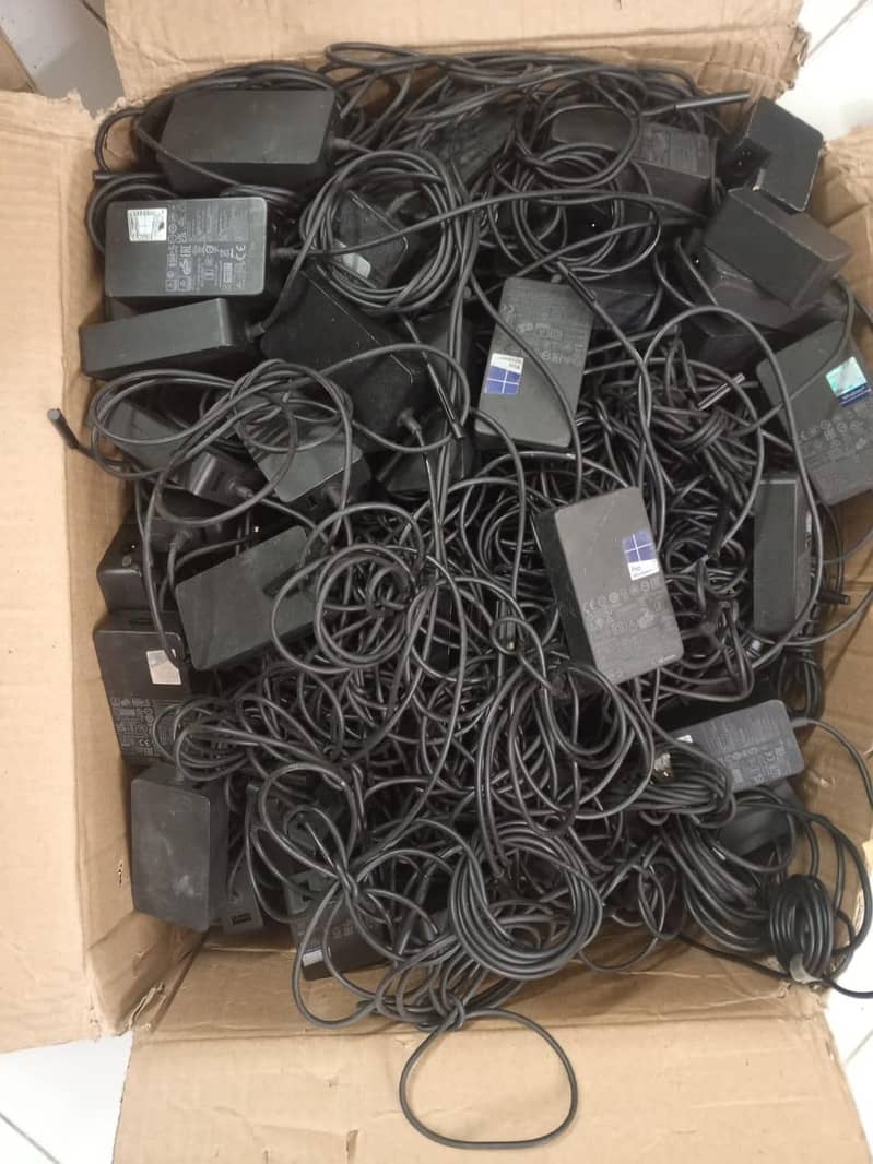 charger for surface 1
