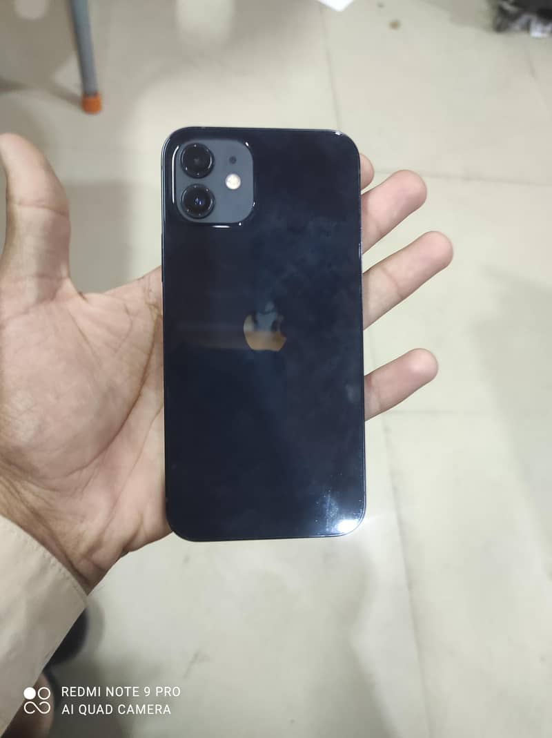 iPhone 12 Jv 0