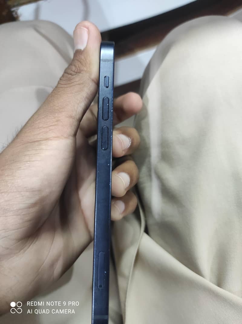 iPhone 12 Jv 3