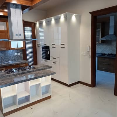 ARCHITECT-DESIGNED OWNER-BUILT MANSION | DHA PHASE 8, KARACHI HOUSE FOR SALE