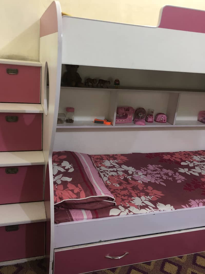 Triple Bunk bed 2