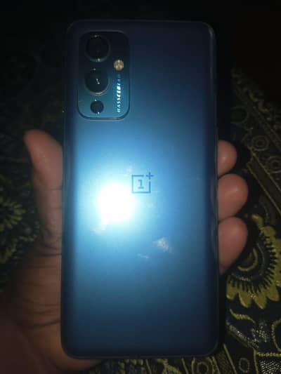 12gb/256 snapdragon 888 pubg 90 fps.  120hz display battery 4500mah.