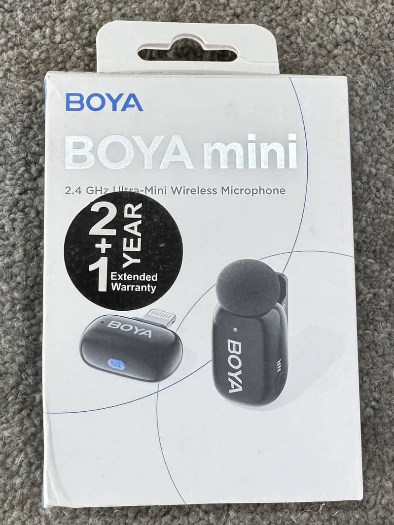 Boya mini microphone 1