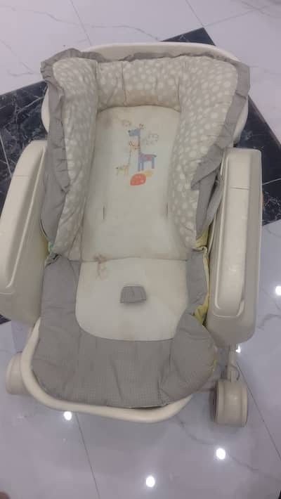 New stylish baby cot