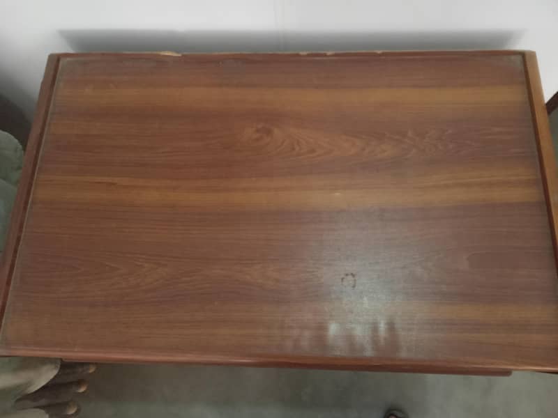 Computer Table 1