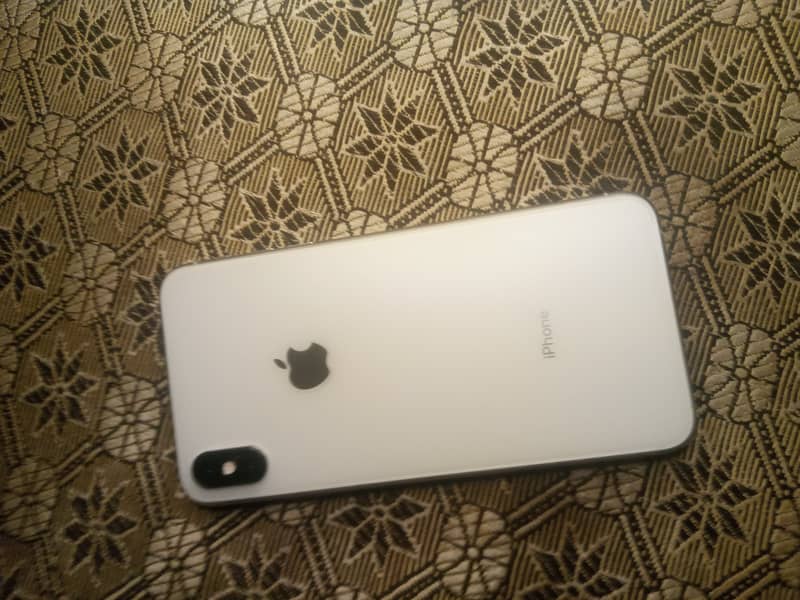 Iphone xs max 3