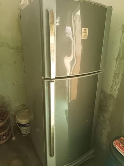 Dawlance fridge price negotiable