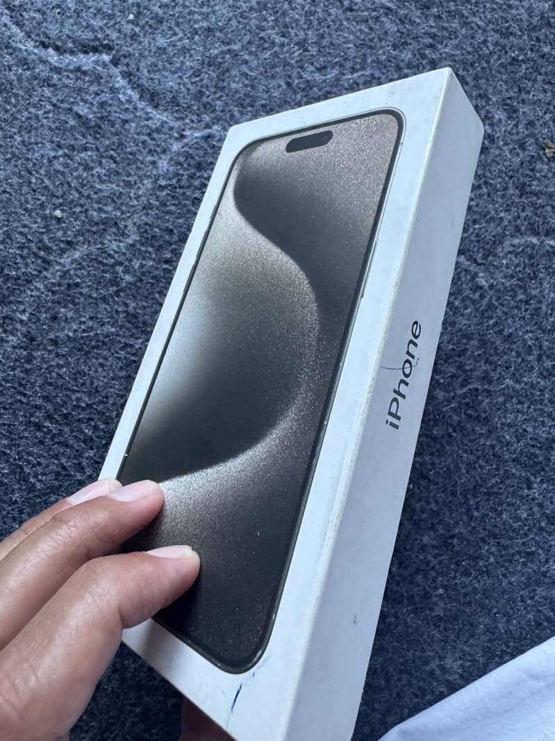 Apple iPhone 15 Pro Max 11
