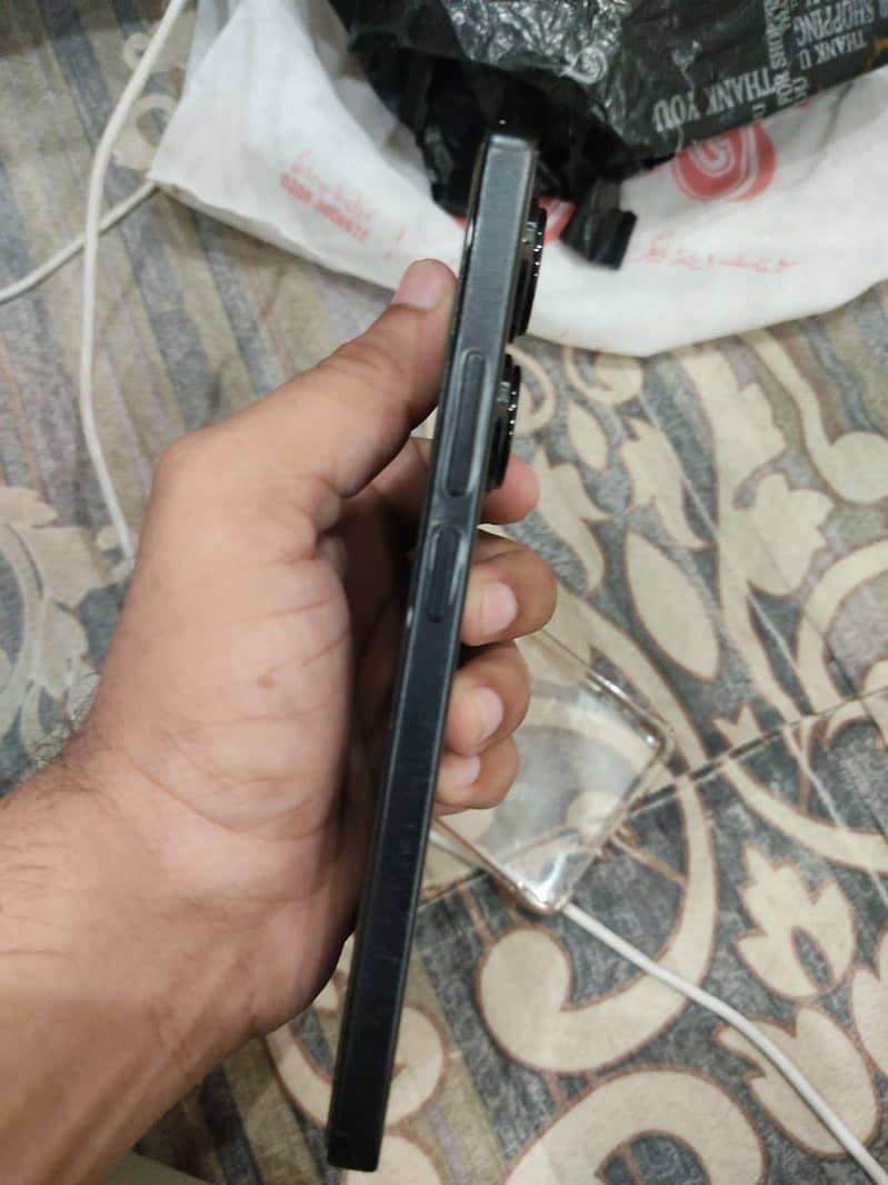 Redmi Note 13 Pro 7