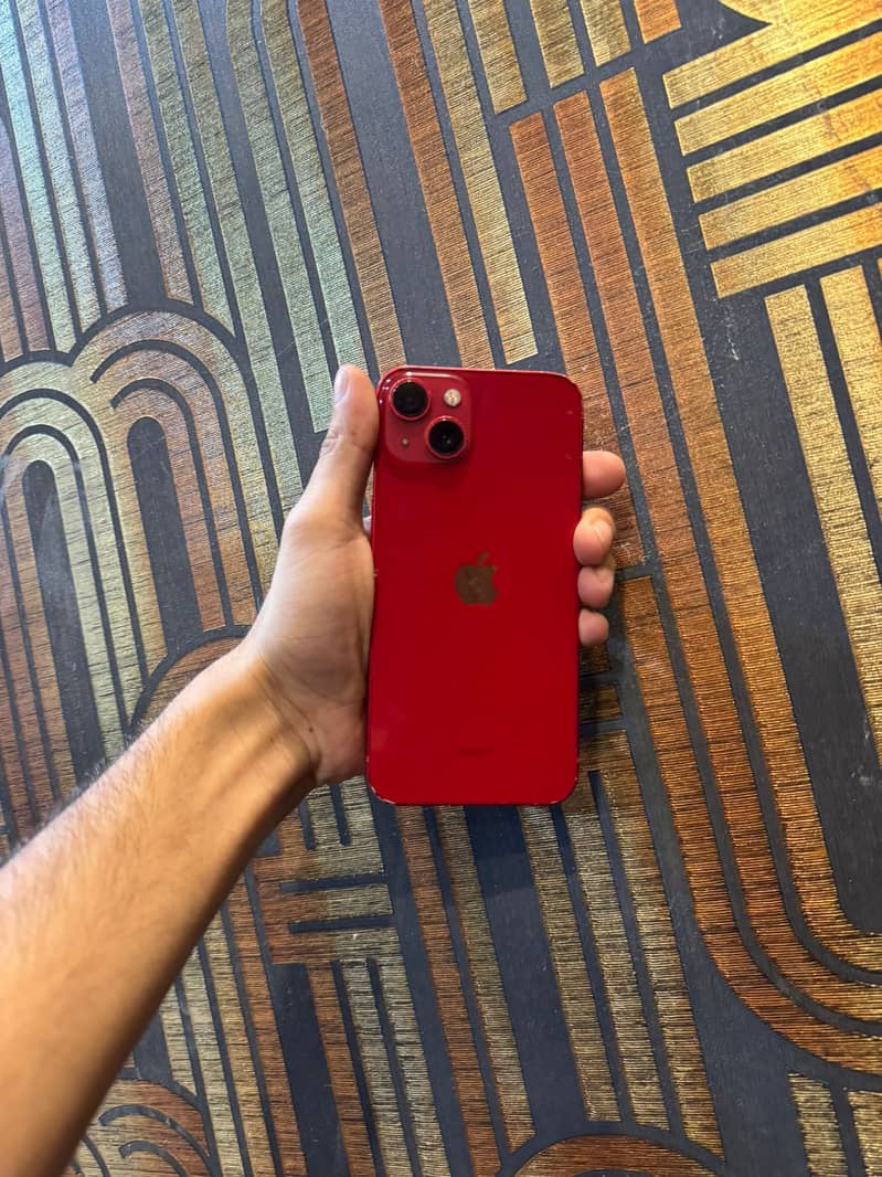 Apple iPhone 13 0
