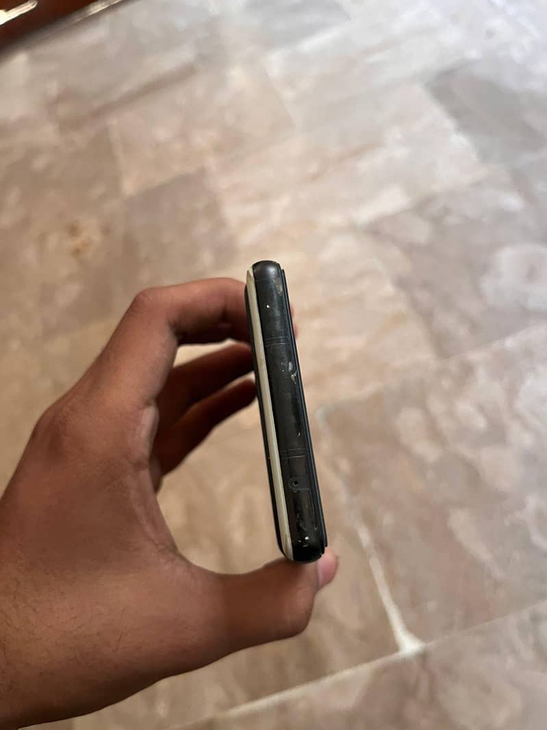 Google pixel 6a 5
