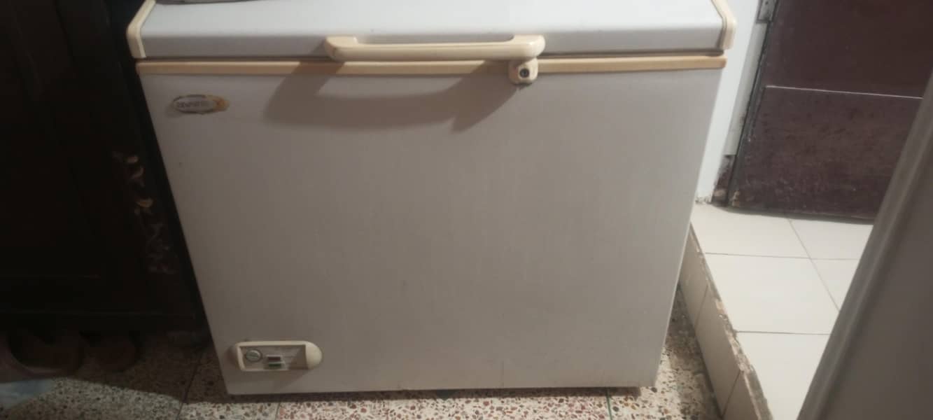 Waves Freezer Medium Size 0