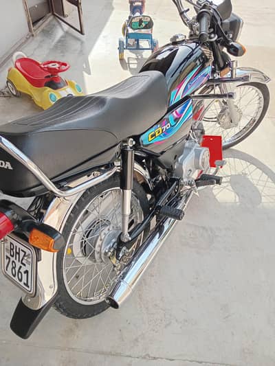 23/24  Honda cd 70