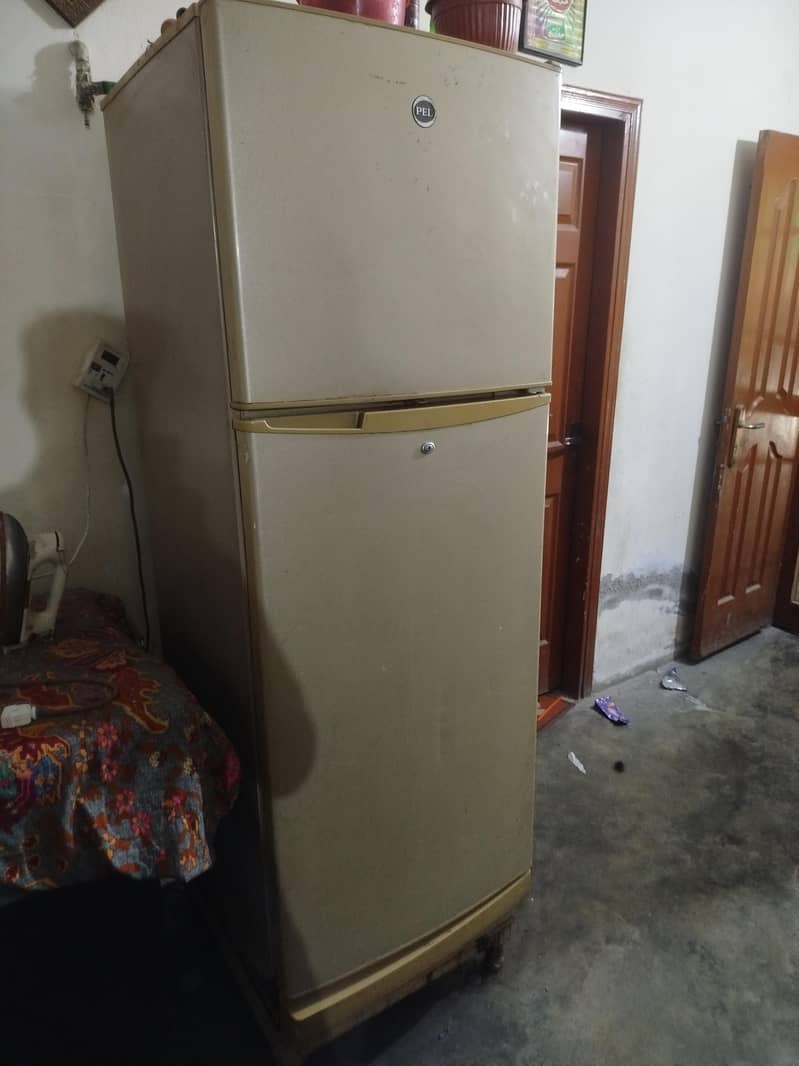 pel fridge 0