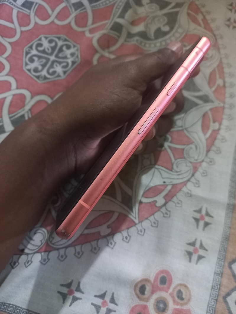 Google pixel 7a 5