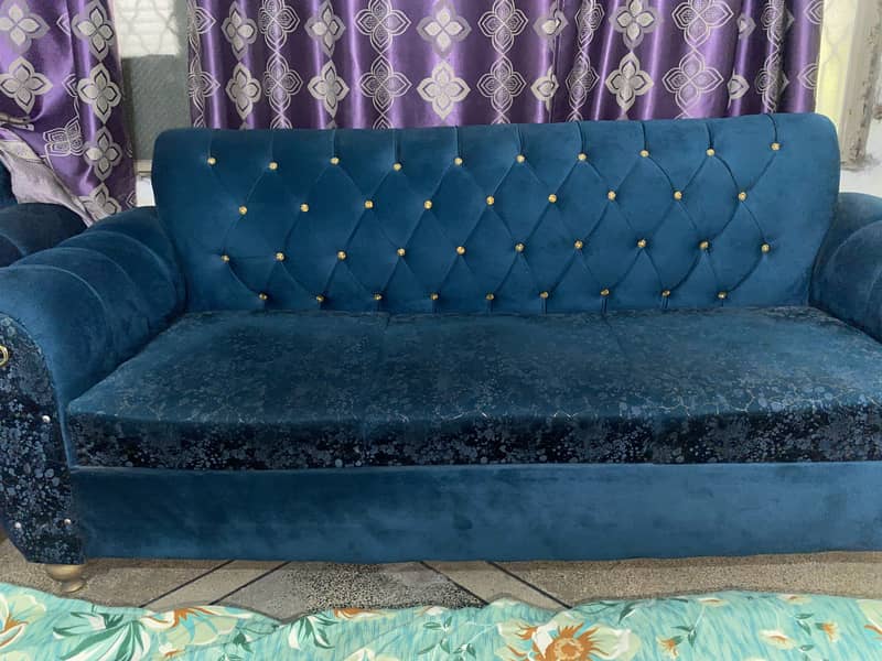 3/2/1  sofa 10/10 1
