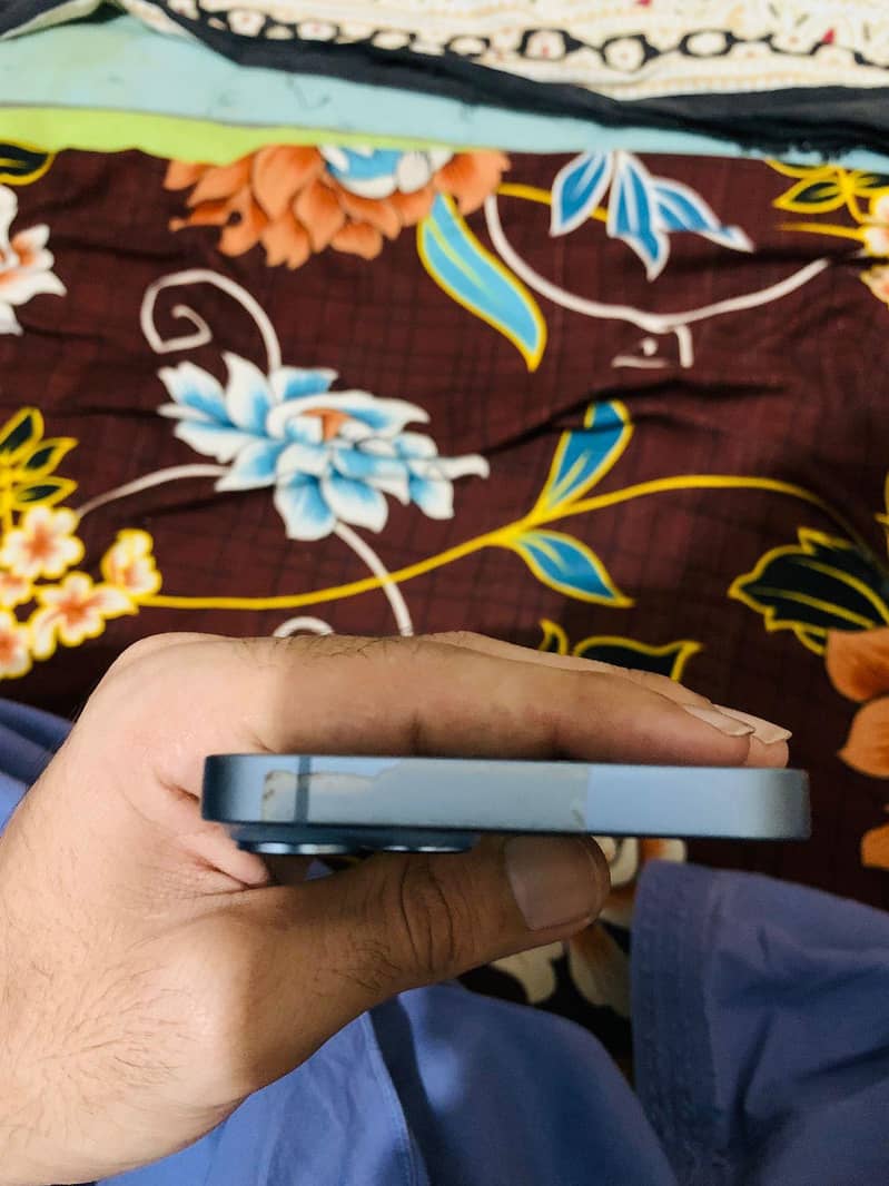 IPHONE 14 4