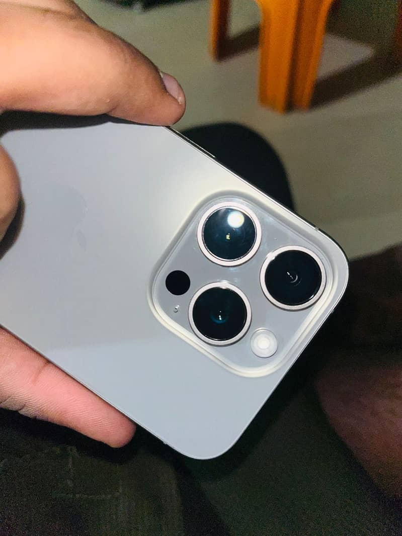 Iphone 15 pro 4