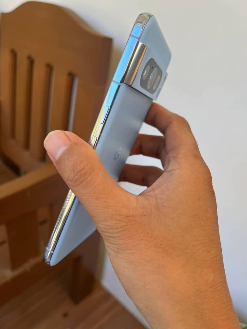 Google Pixel 8 pro 1