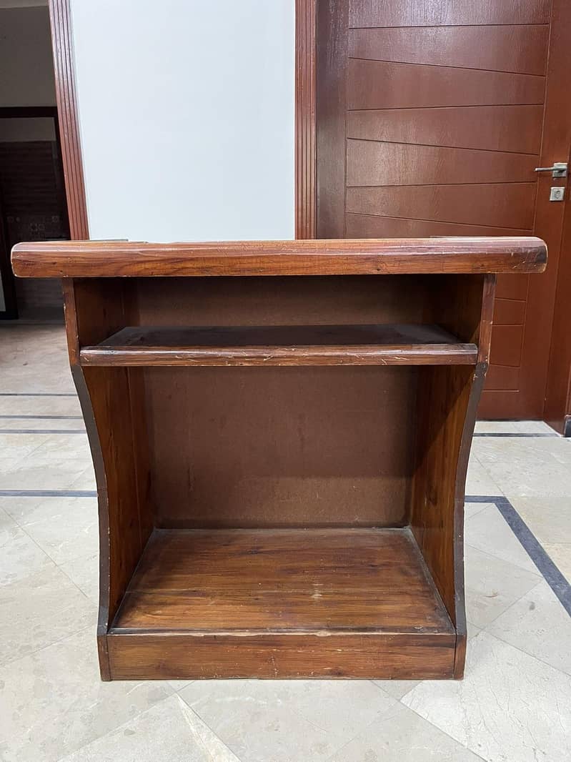 Working/Study Table 0