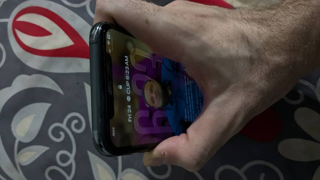 iPhone 11 pro 5