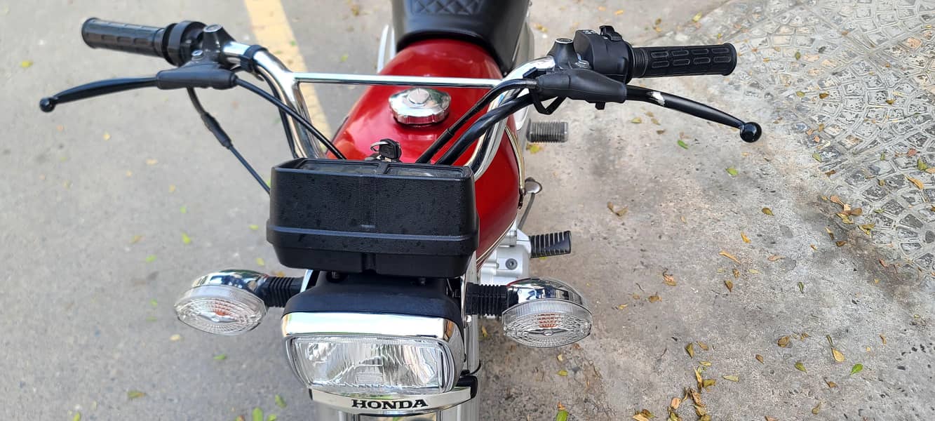 Honda 1