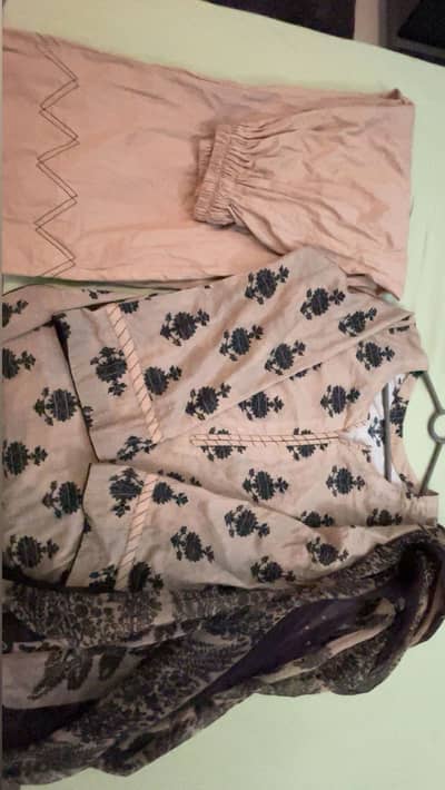 Elegant 3-Piece Printed Lawn Suit - Pastel Pink & Black Only 2000