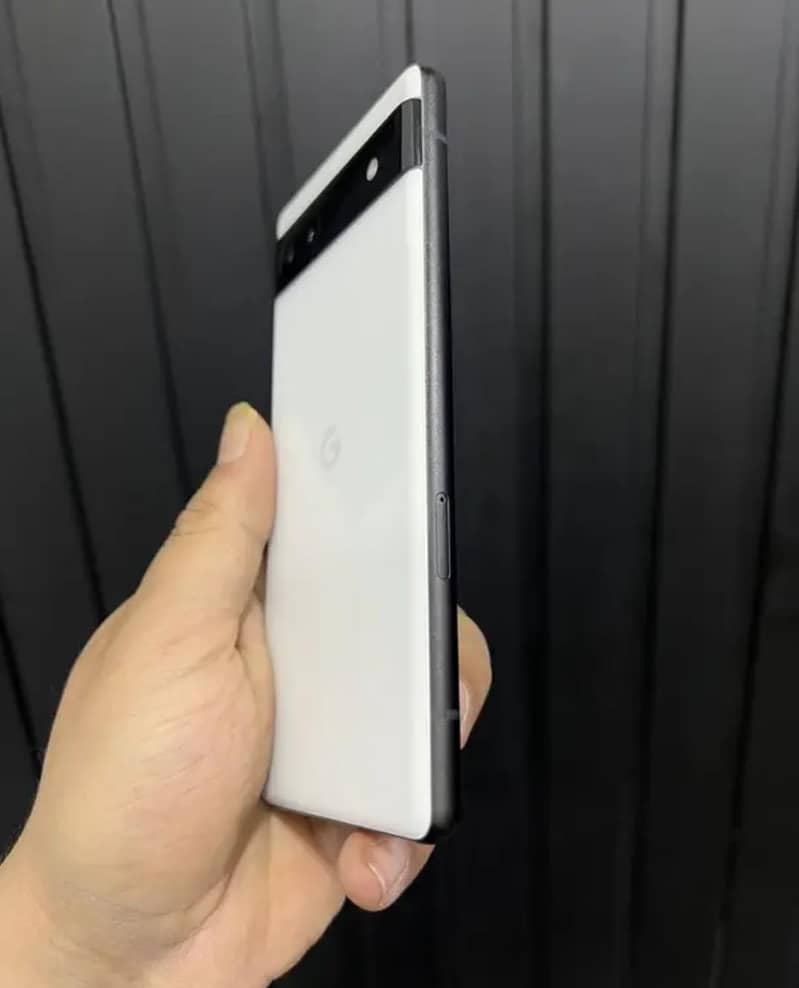 Google pixel 6a 3