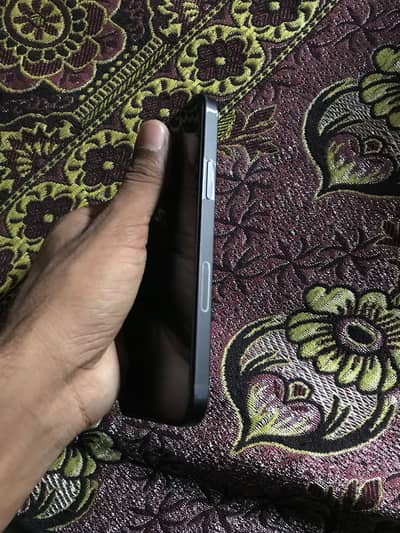 iPhone 12 factory unlock