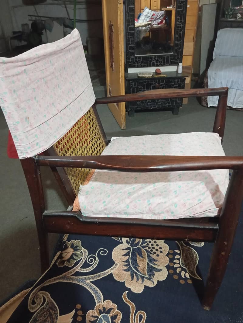 chairs 1